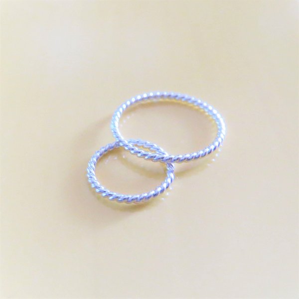 Twisted Argentium Silver Nose Ring / Twisted Hoop For All Piercings, Hypoallergenic, 21 Gauge, Tiny 5mm to 10mm, 100% Made in the USA